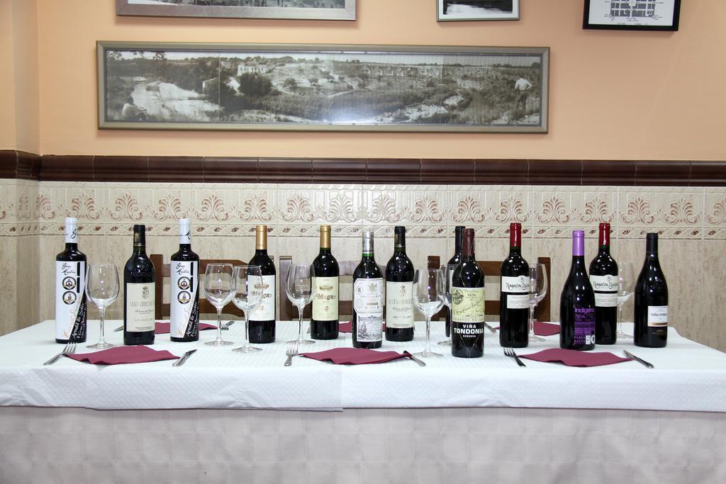 Hostal Restaurante La Masia Vila-real Екстер'єр фото