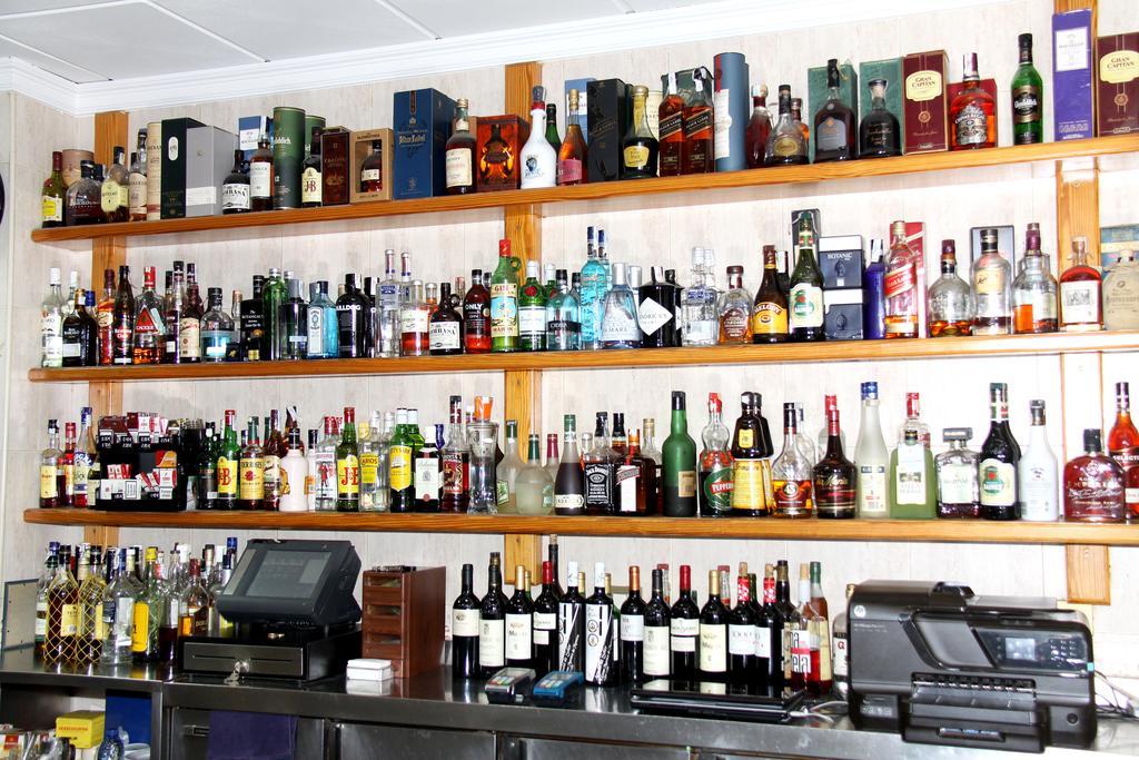 Hostal Restaurante La Masia Vila-real Екстер'єр фото