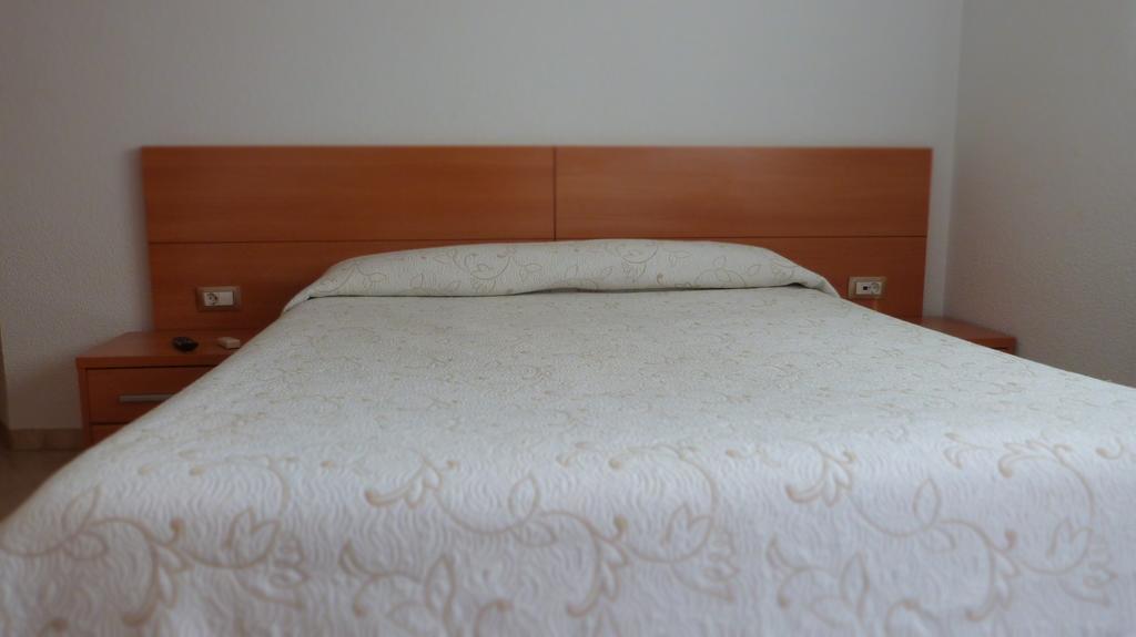 Hostal Restaurante La Masia Vila-real Екстер'єр фото